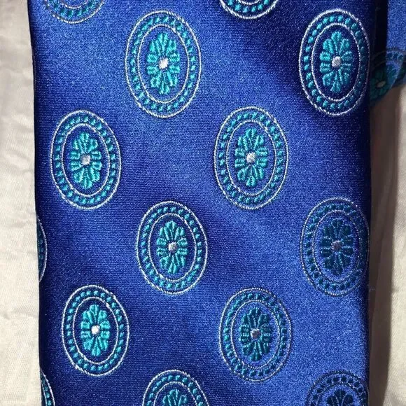 Ted Baker Sky Blue Teal Silver Designer Textured Silk Medallion Tie